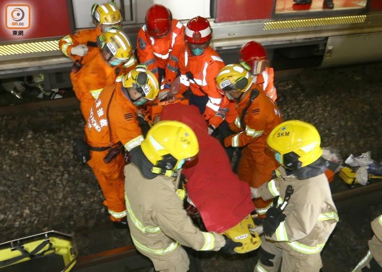 香港今晚开奖结果开奖记录和一女子大厦高坠死亡与女子高楼坠下视频